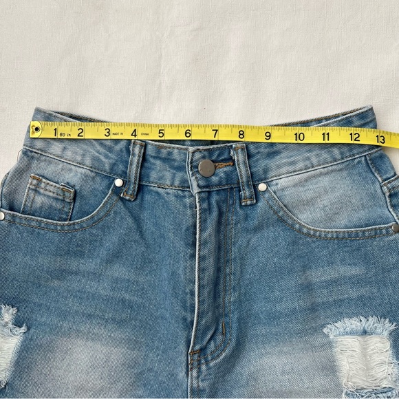 Shein High Waisted Distressed Jean Shorts Size S - Picture 4 of 8
